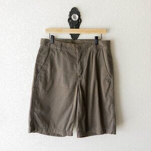 The North Face Men's Size 32 Long Olive Green 100% Cotton 11" Chino Shorts